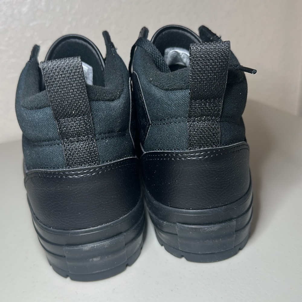 CONVERSE WATER REPELLENT CTAS MALDEN STREET NEW, size 12M, 14W,last one! A04478C - Picture 5 of 8